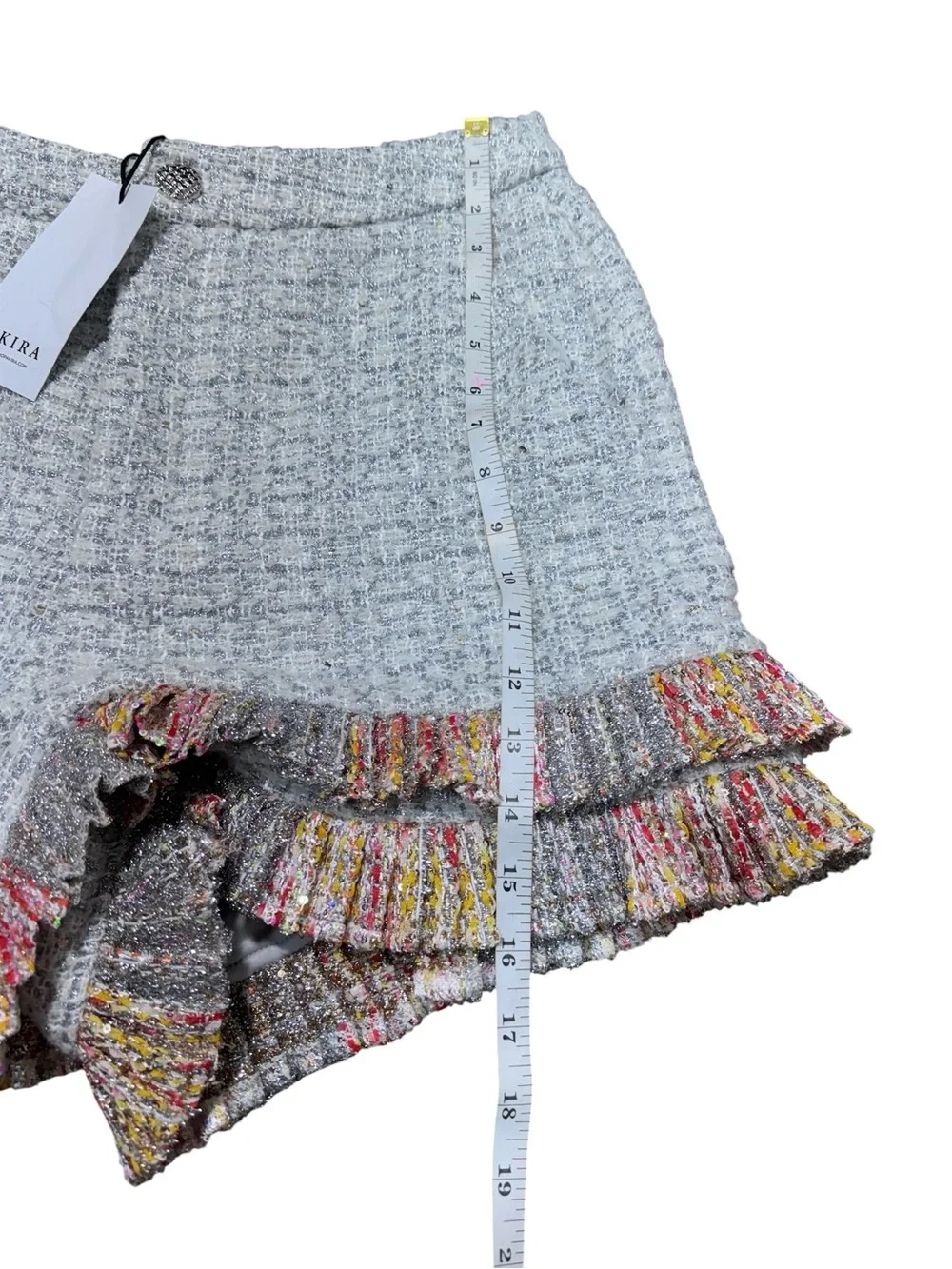 AKIRA Womens L Tweed Ruffle Shorts Metallic Sequin Multicolor High Waist NWT